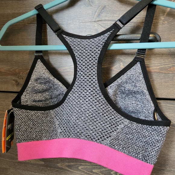 2 Danskin Sports Bras - Picture 6 of 7